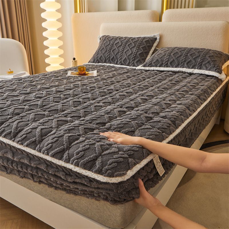 【📍Exquisite Collection📍】 WARM FITTED BED SHEET - Brushed Flannel & Deep Pocket (Up to 40cm), Non-Slip Corners for All-Season Comfort❄️🛌
