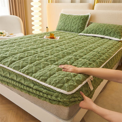 【📍Exquisite Collection📍】 WARM FITTED BED SHEET - Brushed Flannel & Deep Pocket (Up to 40cm), Non-Slip Corners for All-Season Comfort❄️🛌