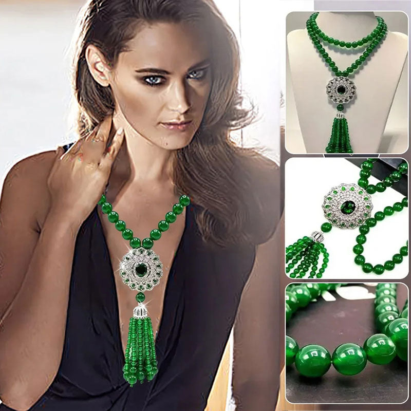 📿Emerald Color Necklace with Stylish Pendant