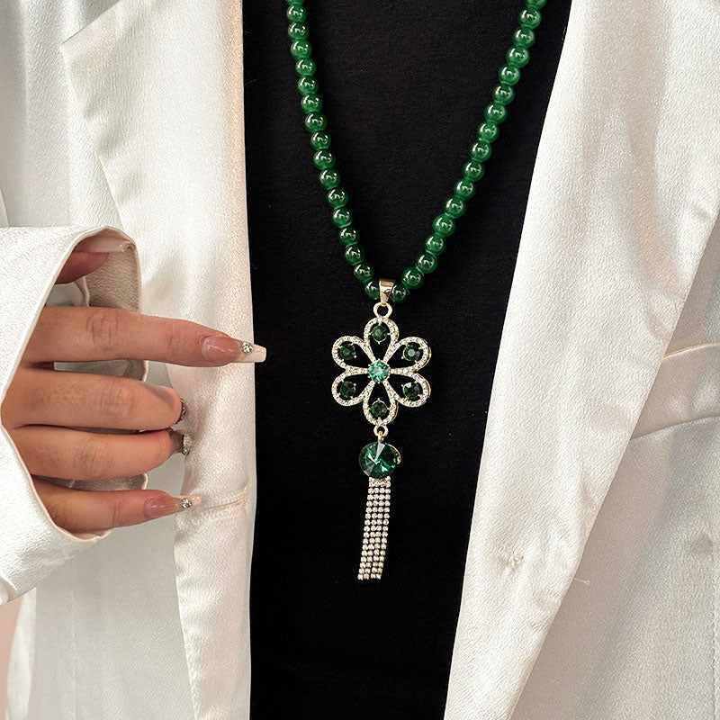 📿Emerald Color Necklace with Stylish Pendant