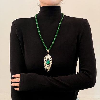 📿Emerald Color Necklace with Stylish Pendant