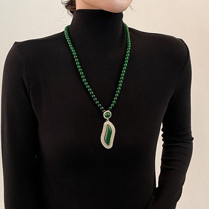 📿Emerald Color Necklace with Stylish Pendant