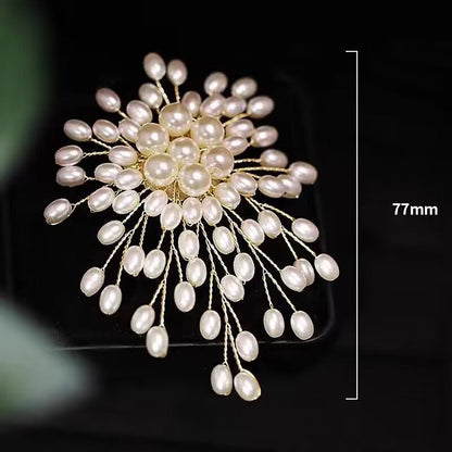 ✨Ladies' high-end exquisite handmade pearl brooch