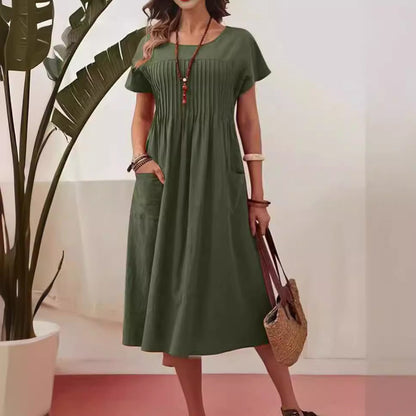 Women's Solid Color Round Neck Pocket Pleated Short Sleeve Dress