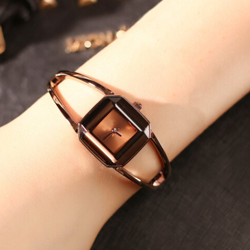 Minimalist Fashion Square Dial Quartz Watch