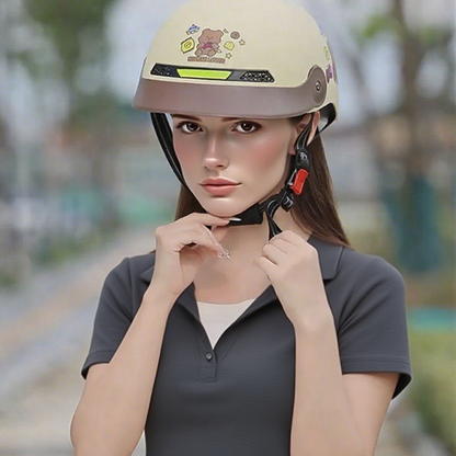 🛡️Breathable Lightweight Crash-Resistant Motorcycle Helmet