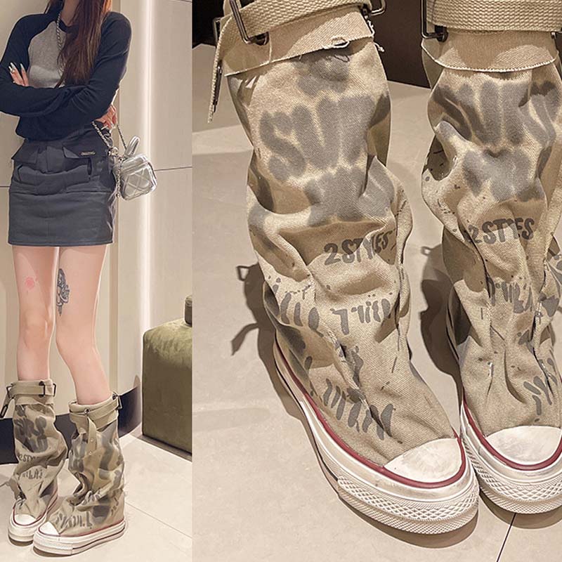Women's Retro Flat Slouch Mid-Calf Canvas Boots